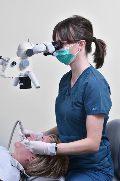 Gyökérkezelt fog védelmére